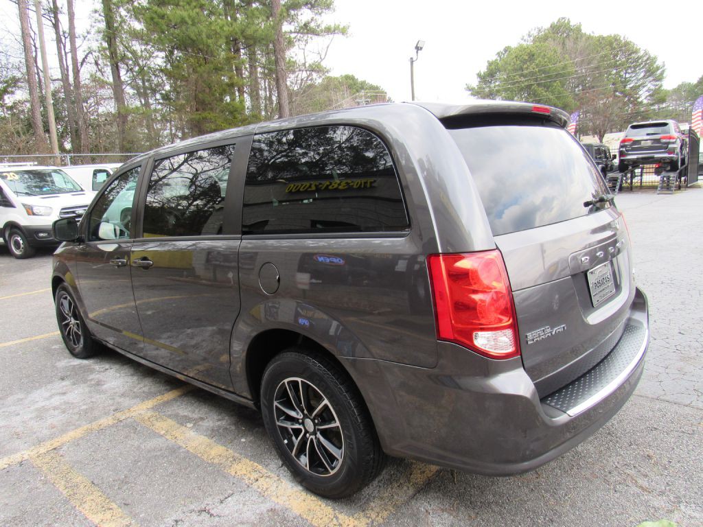 2018 Dodge Grand Caravan Image 3