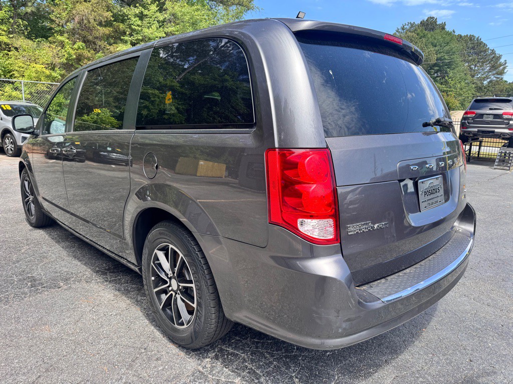 2018 Dodge Grand Caravan Image 5