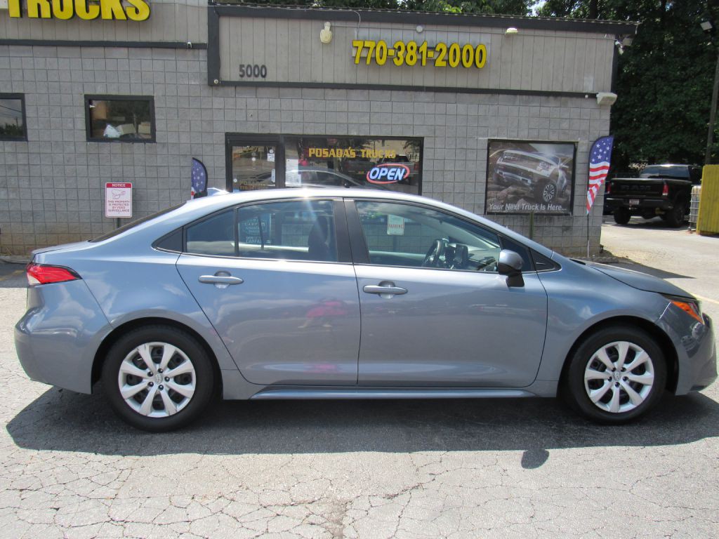 2022 Toyota Corolla Image 1