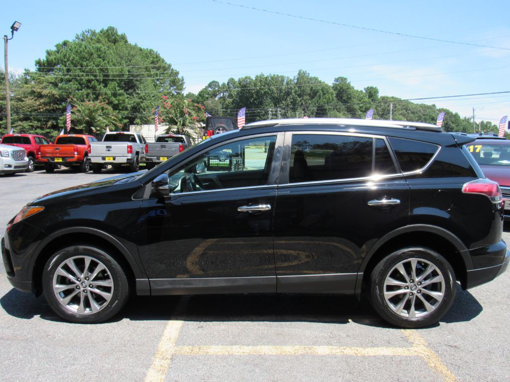2017 Toyota Rav4 Image 1
