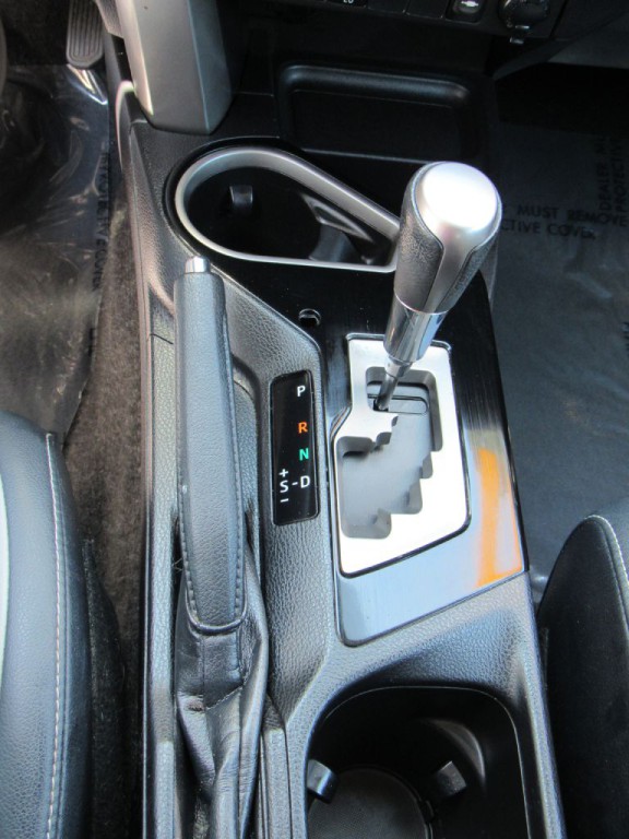 2017 Toyota Rav4 Image 17