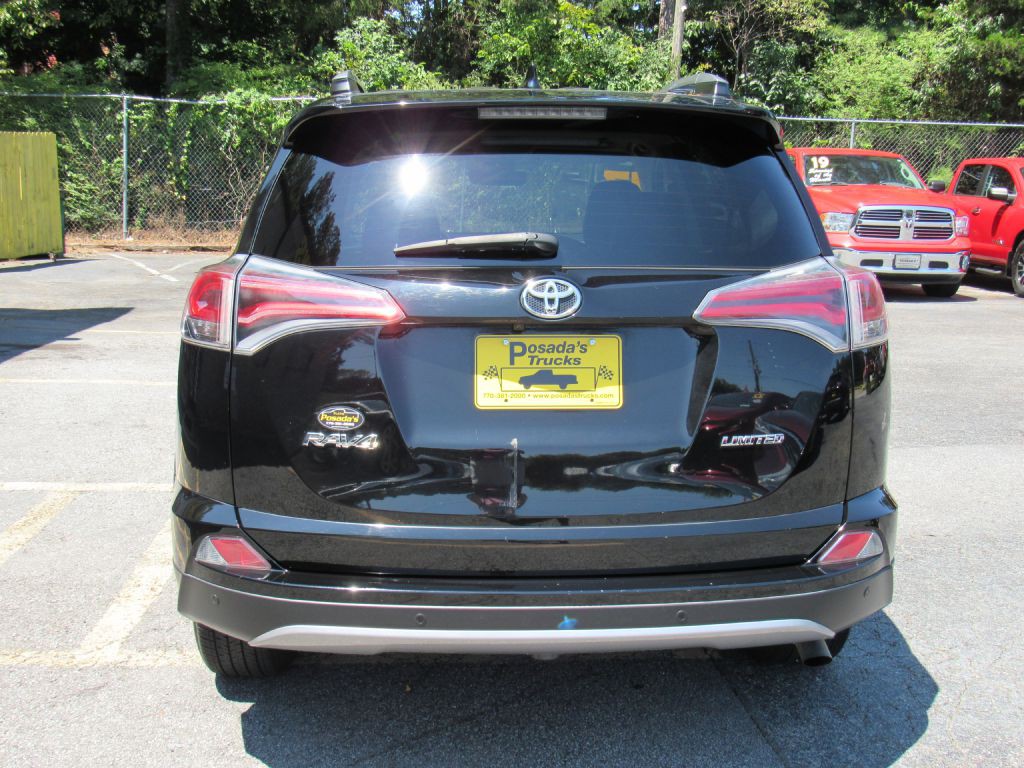 2017 Toyota Rav4 Image 3