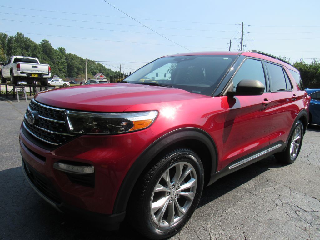 2020 Ford Explorer Image 2
