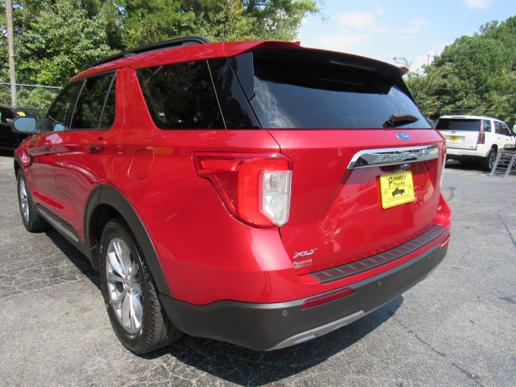 2020 Ford Explorer Image 8