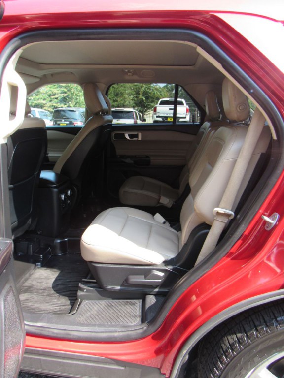 2020 Ford Explorer Image 14