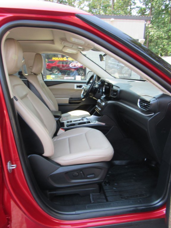 2020 Ford Explorer Image 12