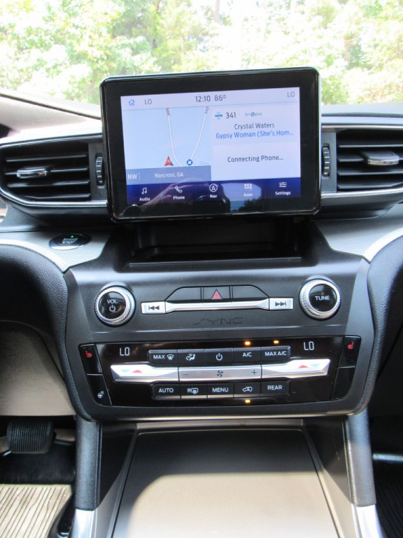 2020 Ford Explorer Image 21