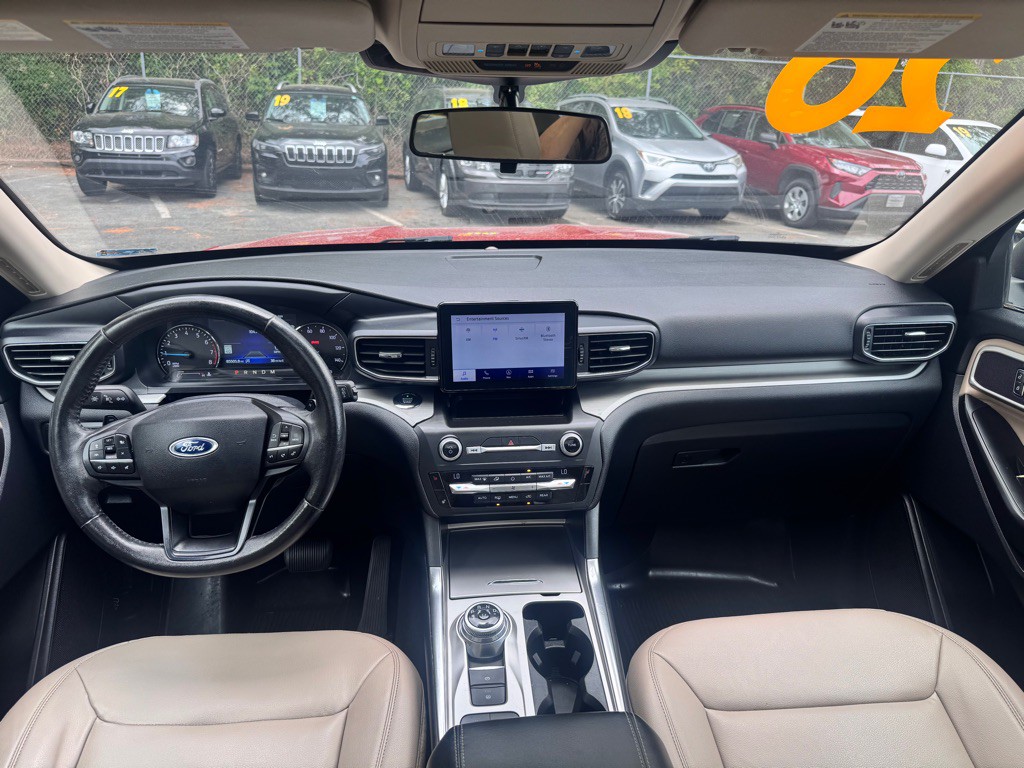 2020 Ford Explorer Image 13