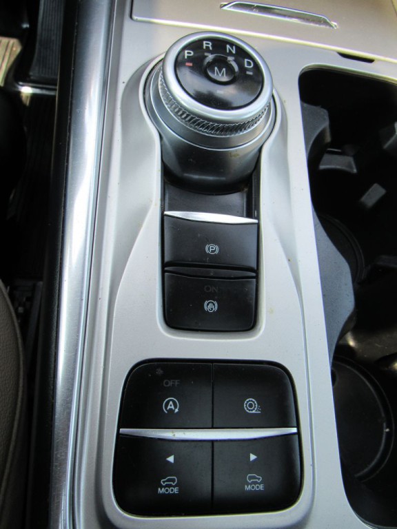2020 Ford Explorer Image 20