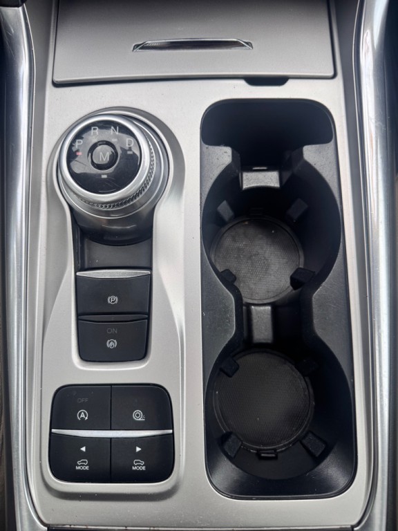 2020 Ford Explorer Image 29