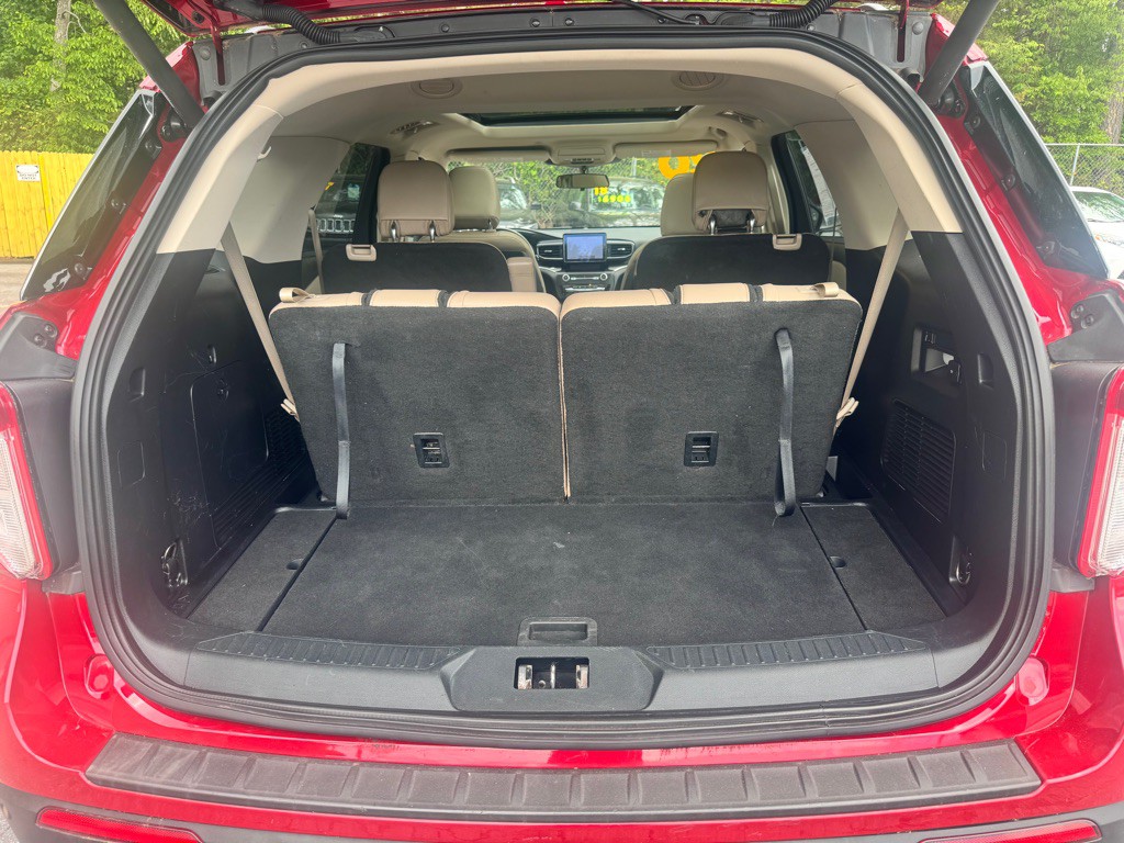 2020 Ford Explorer Image 34