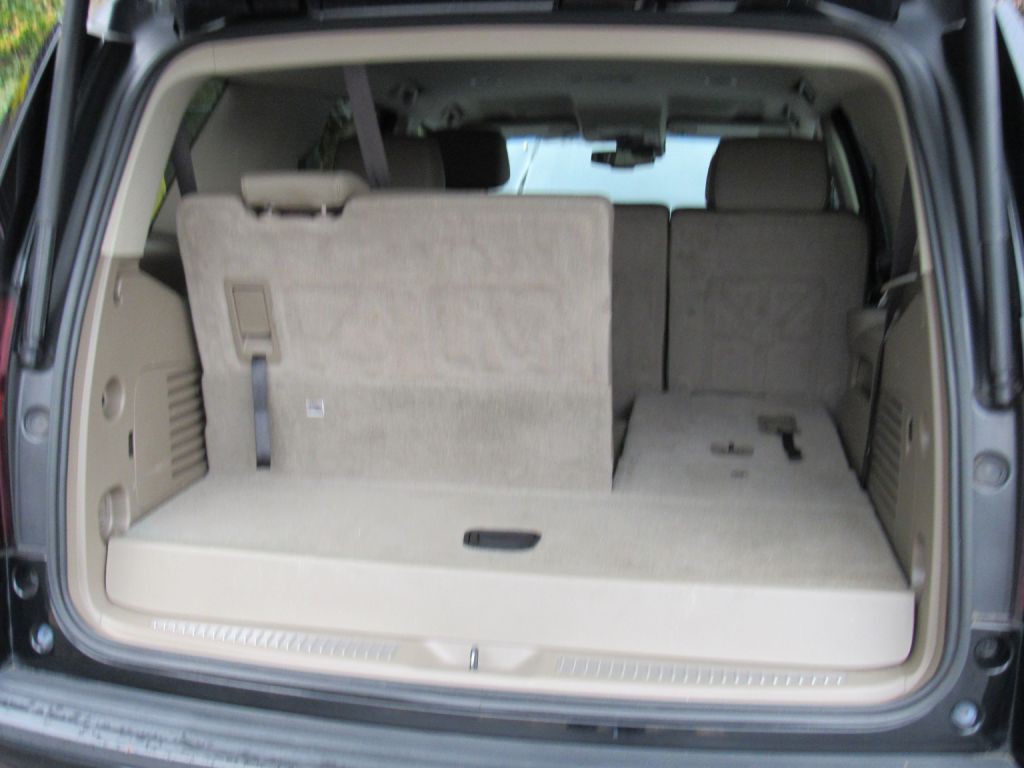 2018 Chevrolet Tahoe Image 17