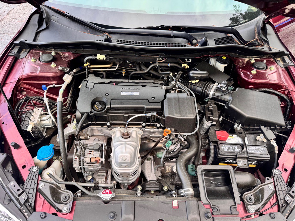 2017 Honda Accord Image 23