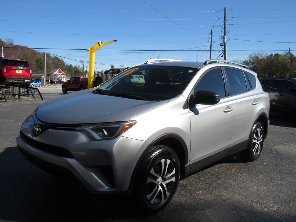2018 Toyota Rav4 Image 2