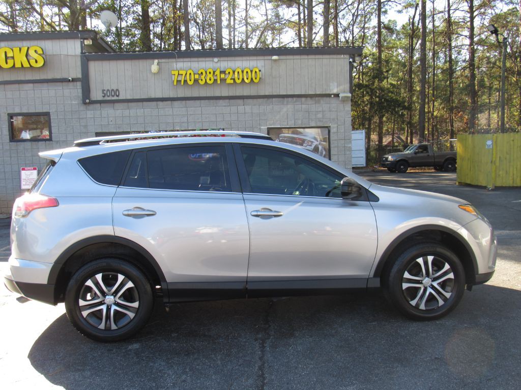 2018 Toyota Rav4 Image 4