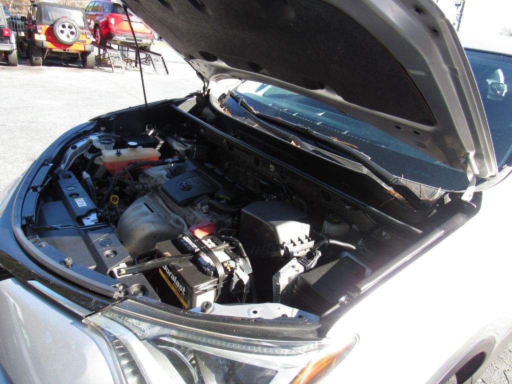 2018 Toyota Rav4 Image 21