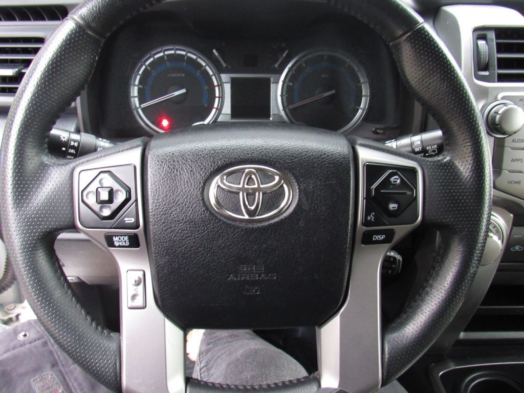 2018 Toyota 4Runner Image 13