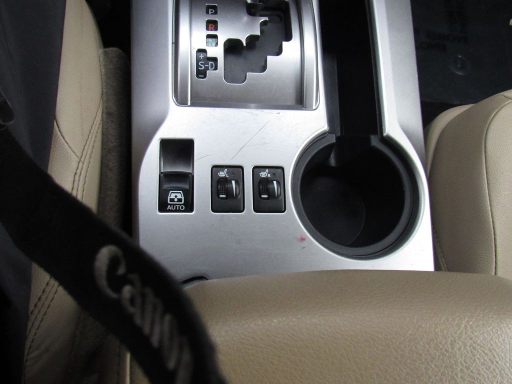 2018 Toyota 4Runner Image 17