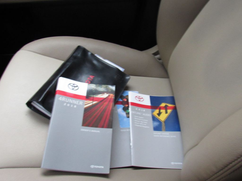 2018 Toyota 4Runner Image 19