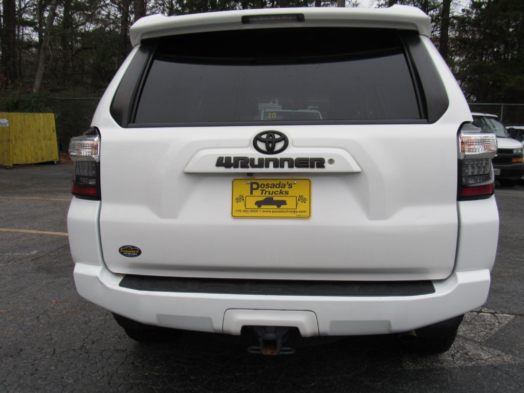 2018 Toyota 4Runner Image 26