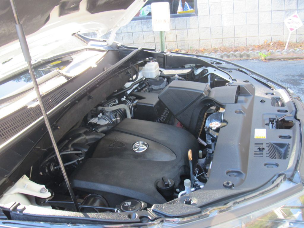 2019 Toyota Highlander Image 19