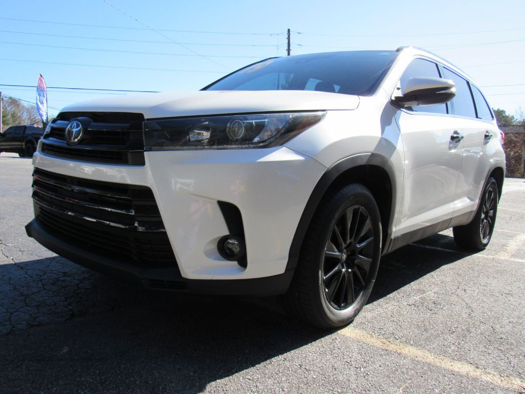 2019 Toyota Highlander Image 2