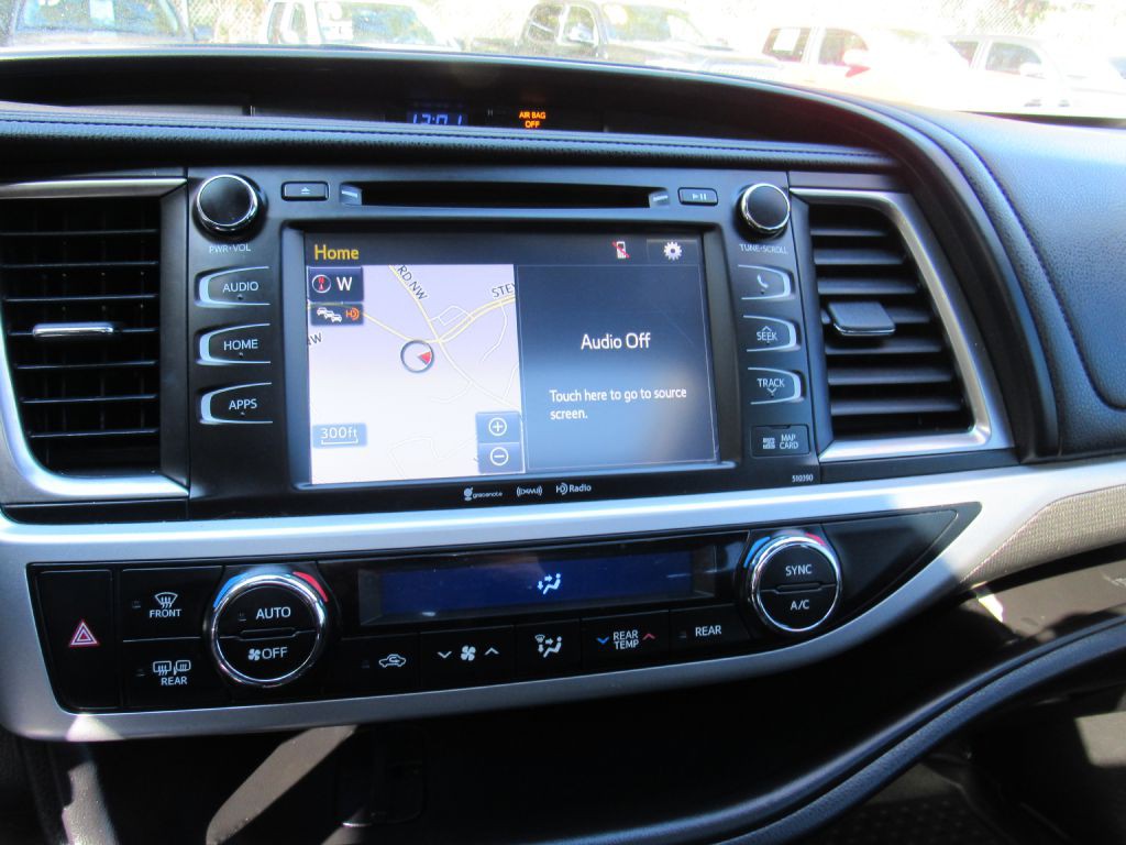 2019 Toyota Highlander Image 14