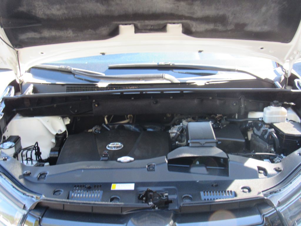 2019 Toyota Highlander Image 23