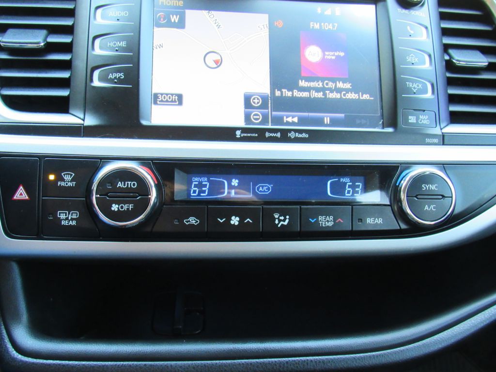 2019 Toyota Highlander Image 35