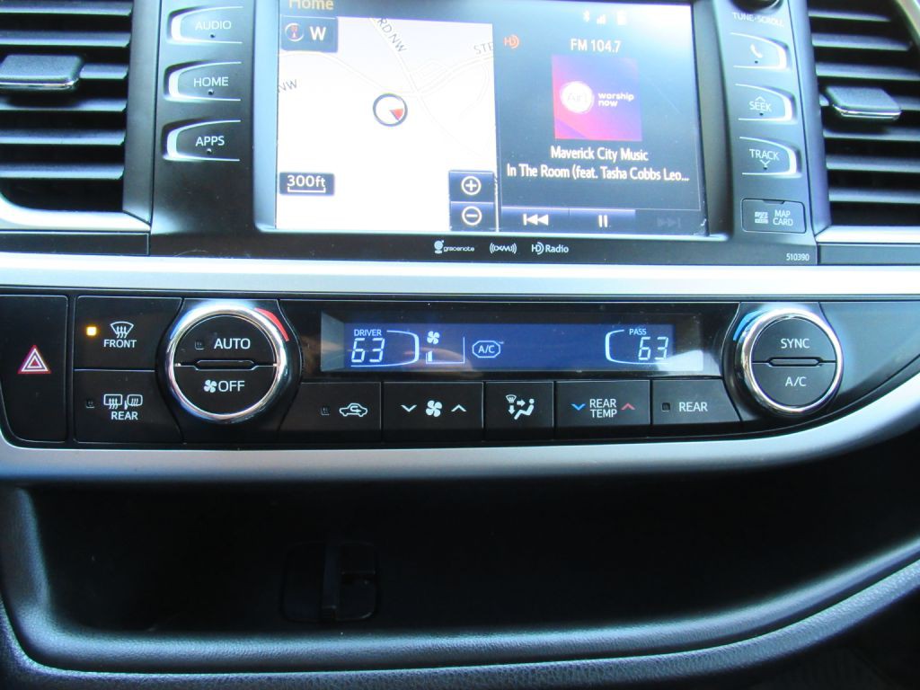 2019 Toyota Highlander Image 36