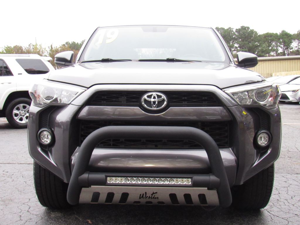 2019 Toyota 4Runner Image 8