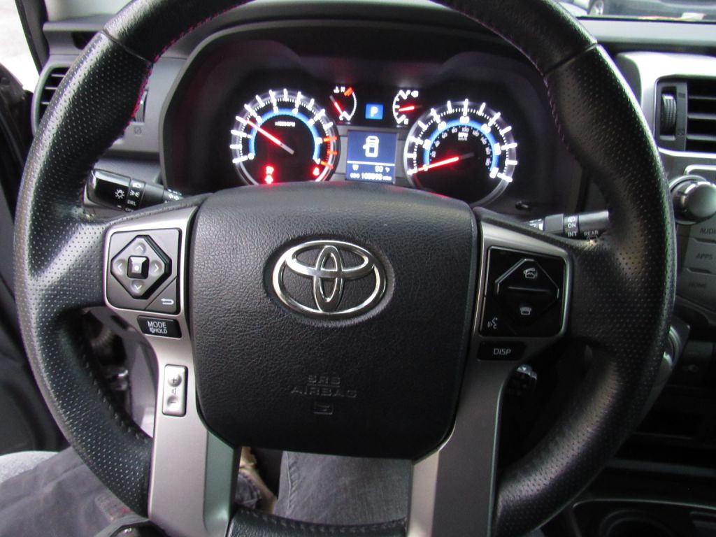 2019 Toyota 4Runner Image 17