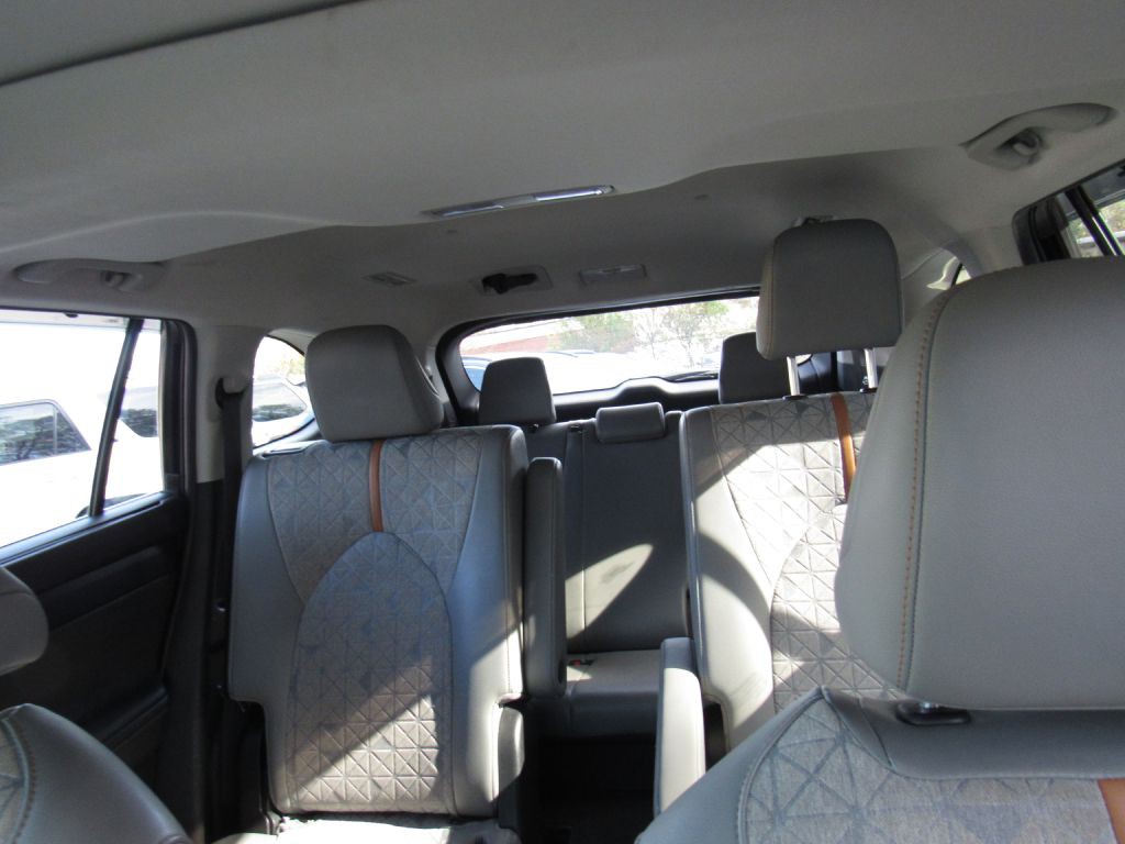 2023 Toyota Highlander Image 24