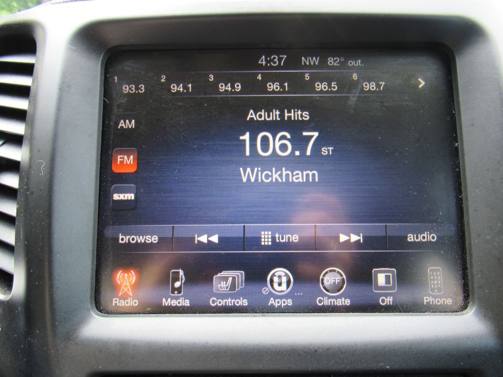 2016 Jeep Cherokee Image 24