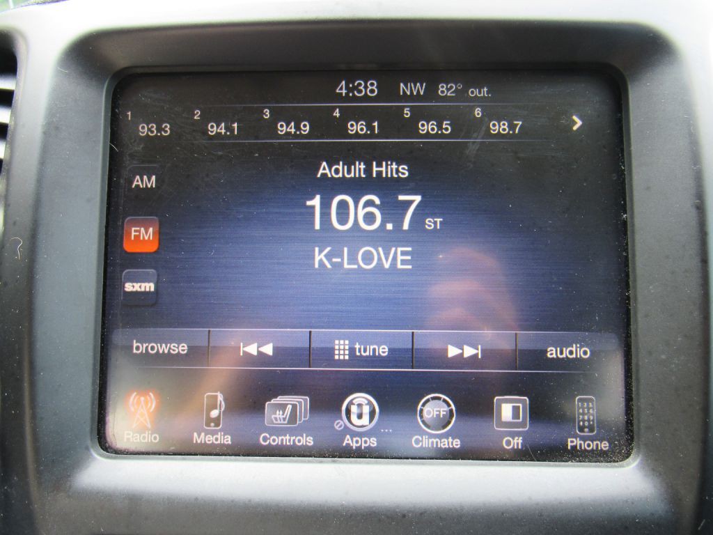 2016 Jeep Cherokee Image 25