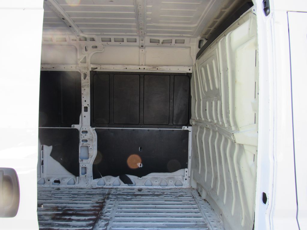 2018 RAM Promaster Image 9