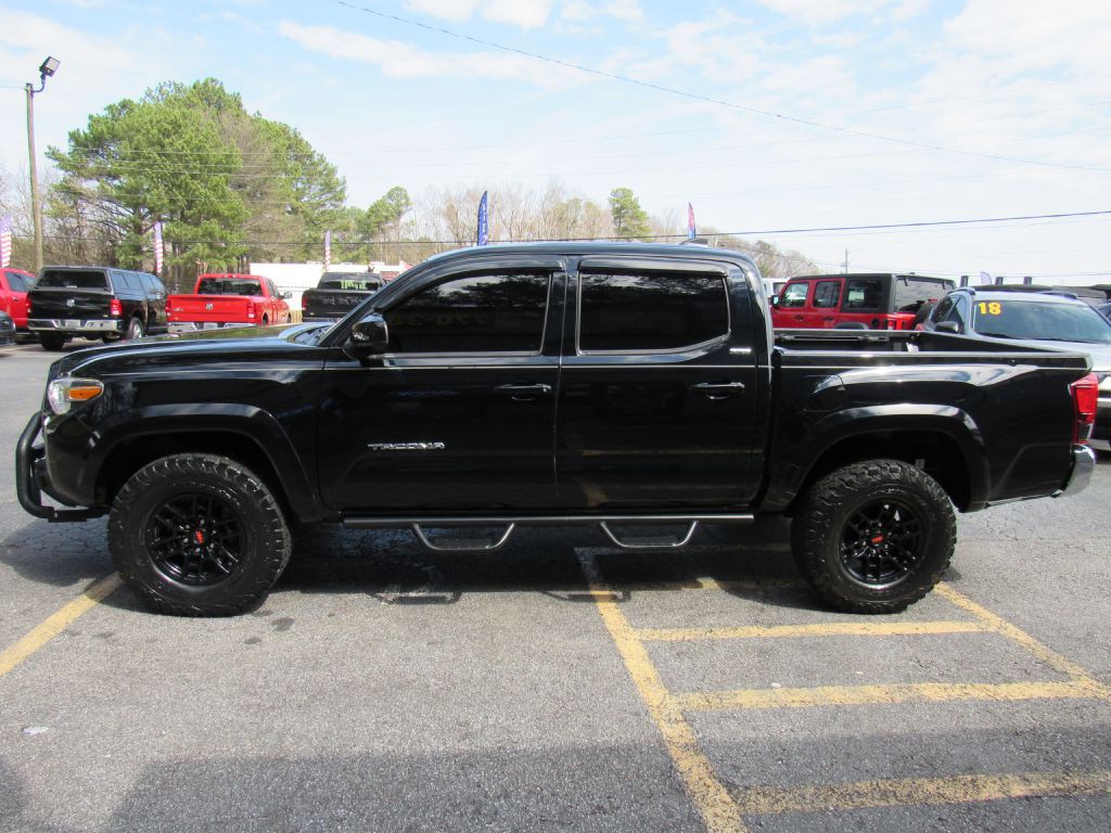 2020 Toyota Tacoma Image 3