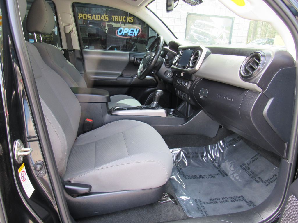 2020 Toyota Tacoma Image 15