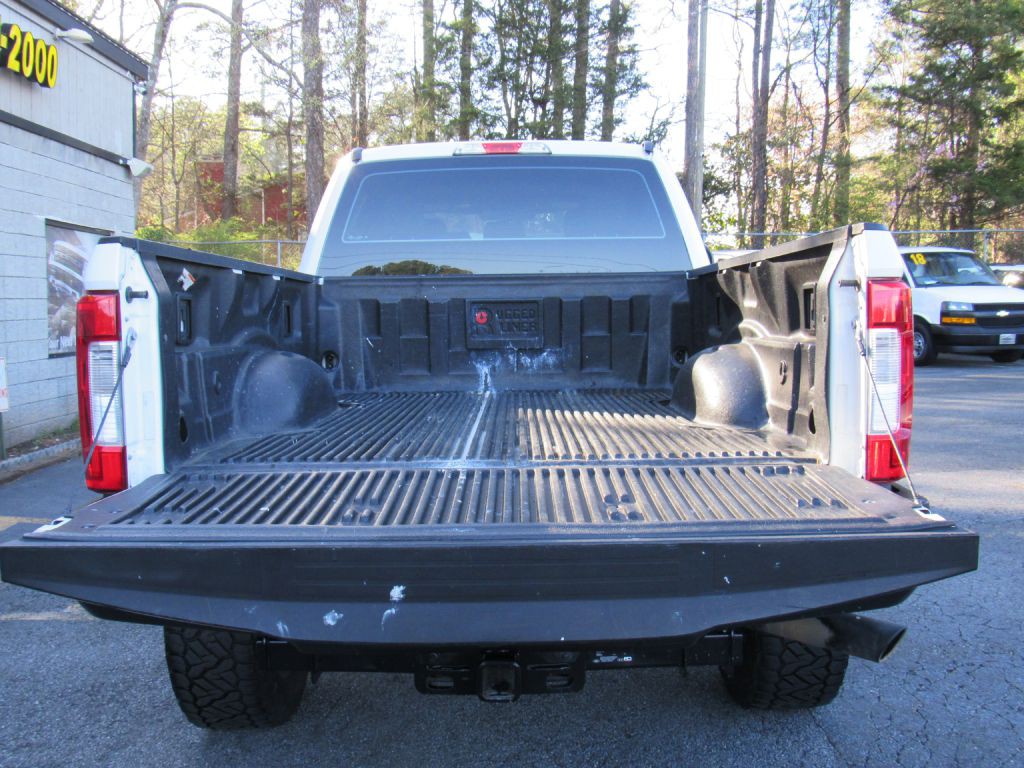 2017 Ford F-250 Image 10