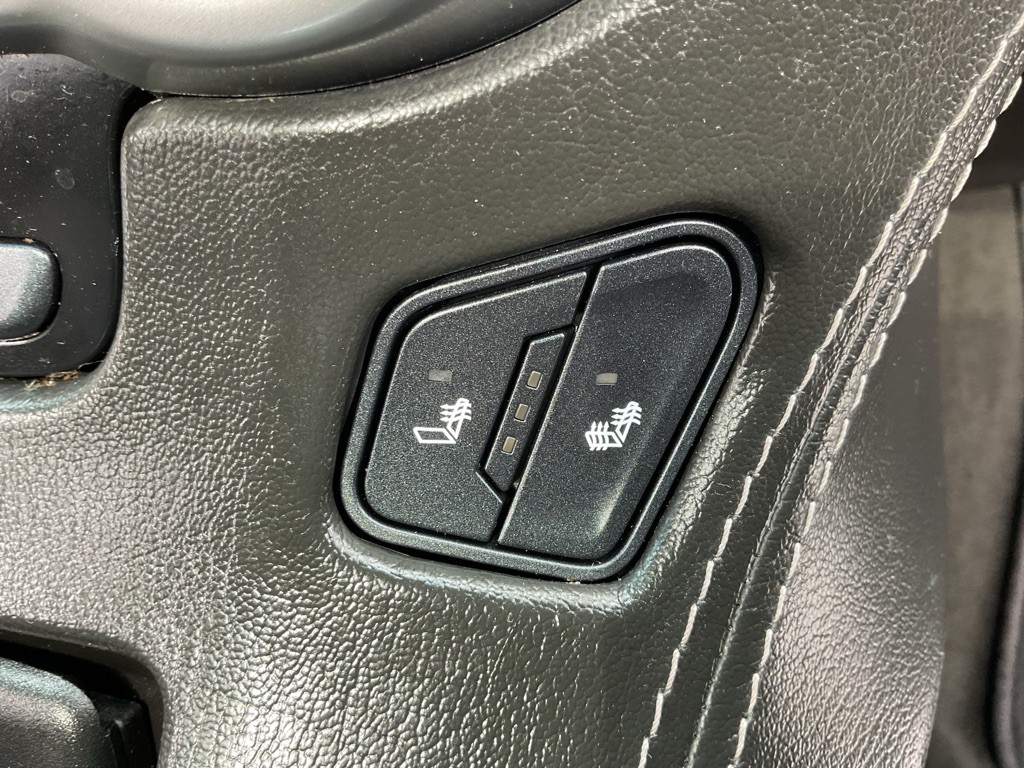 2018 Chevrolet Suburban Image 24