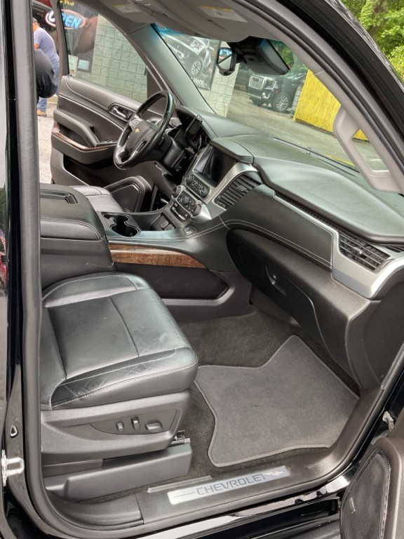 2018 Chevrolet Suburban Image 25