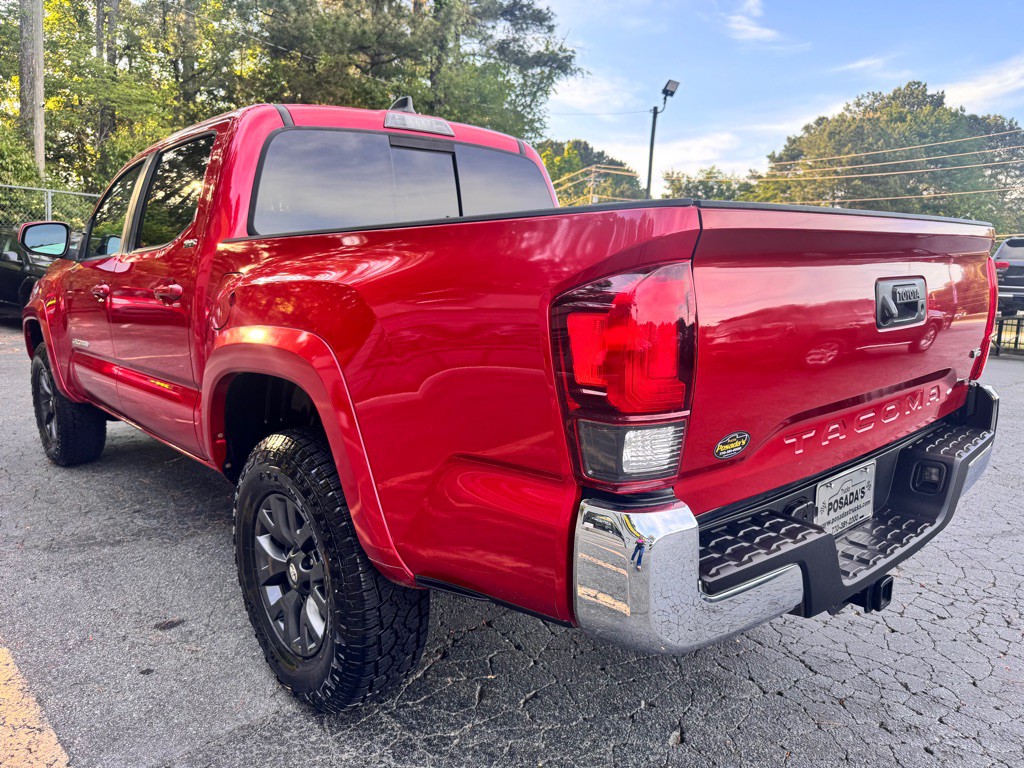 2020 Toyota Tacoma Image 5