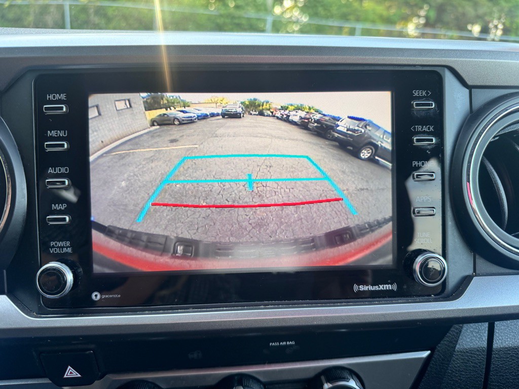 2020 Toyota Tacoma Image 22