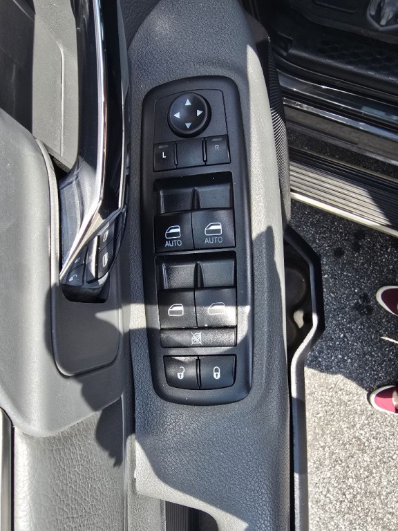 2017 RAM 2500 Image 13
