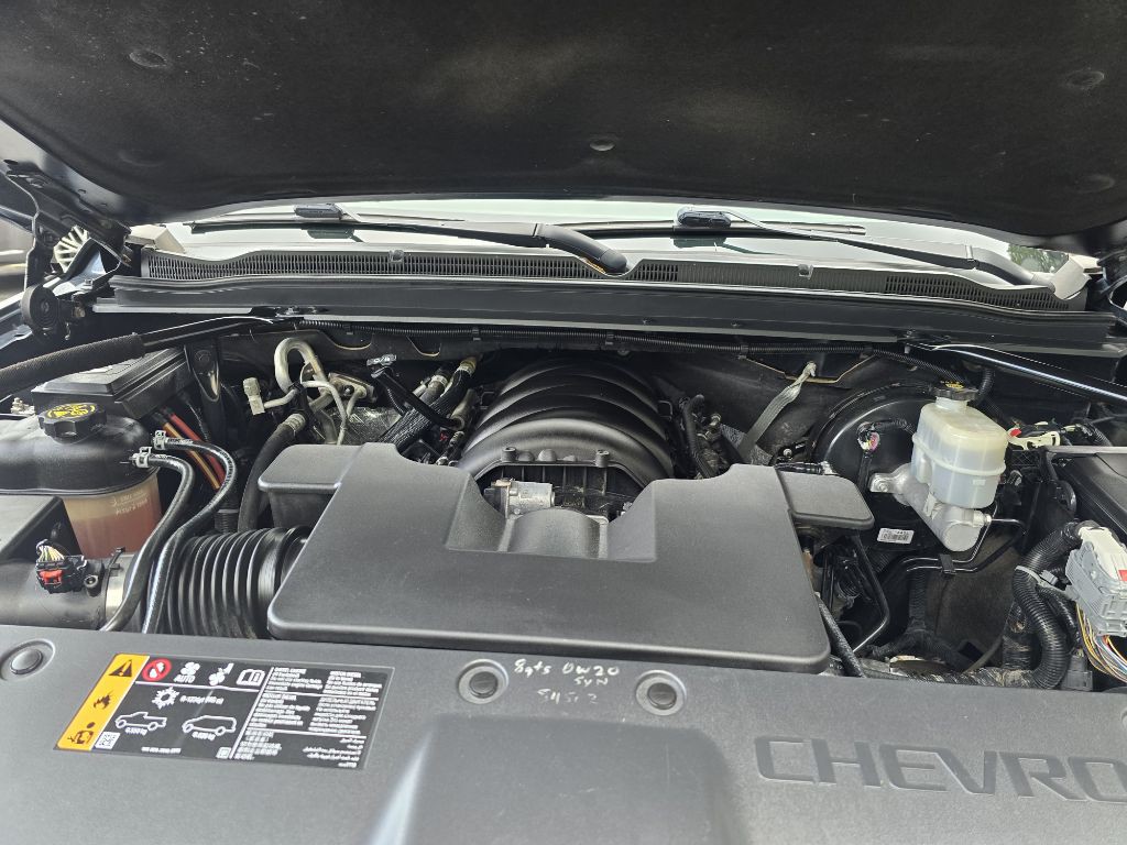 2019 Chevrolet Tahoe Image 2