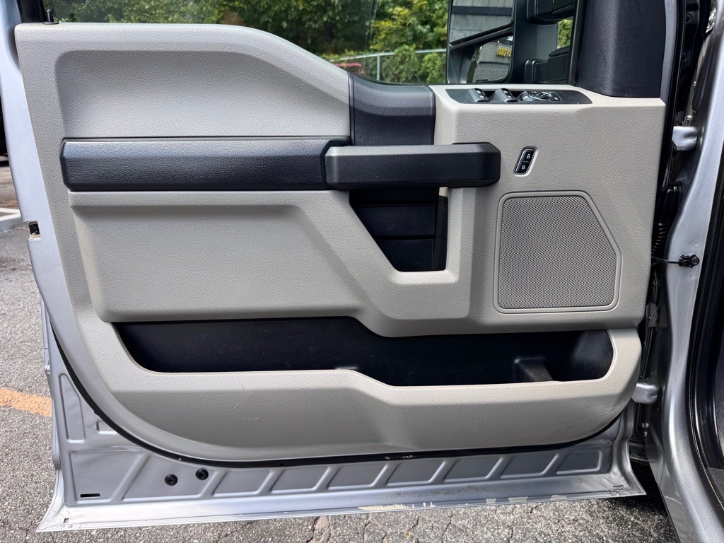 2022 Ford F-250 Image 9
