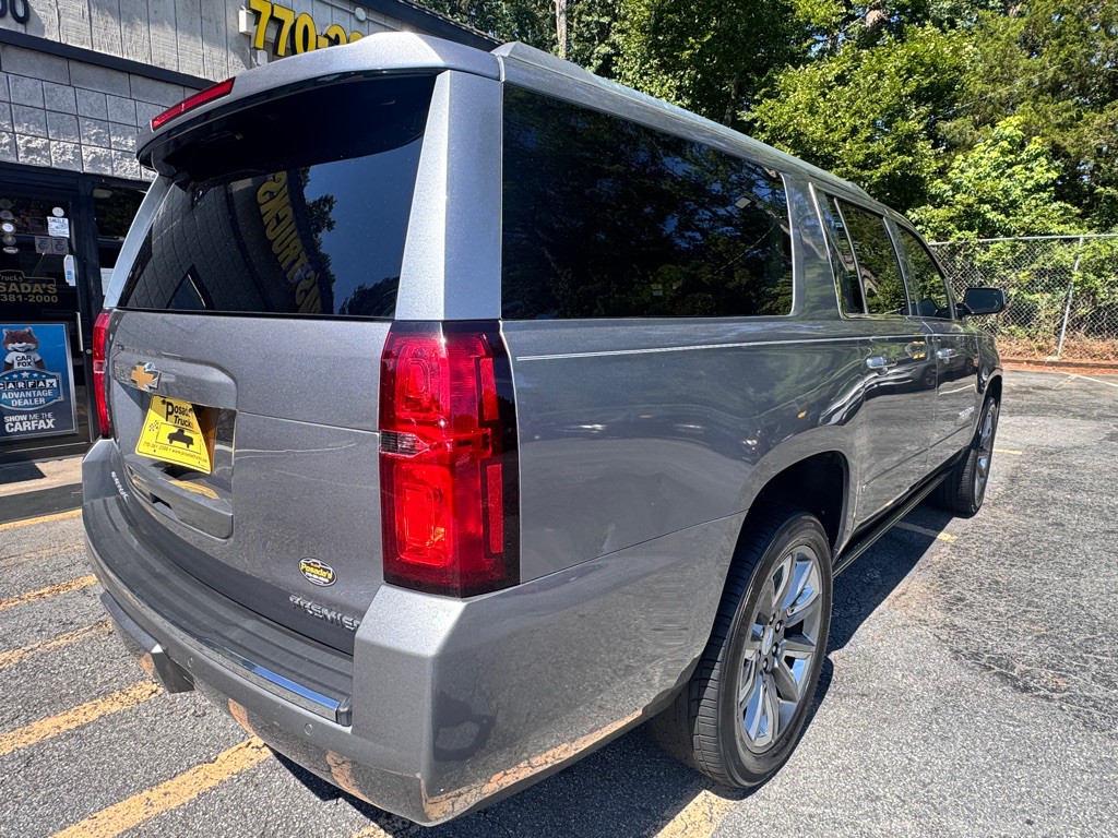 2019 Chevrolet Suburban Image 7
