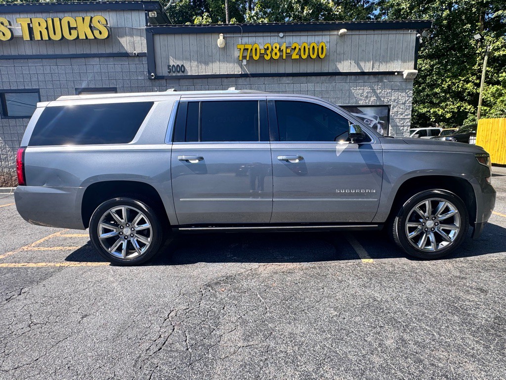 2019 Chevrolet Suburban Image 8