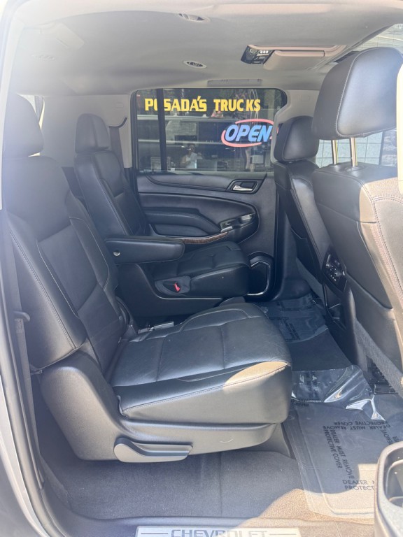 2019 Chevrolet Suburban Image 21