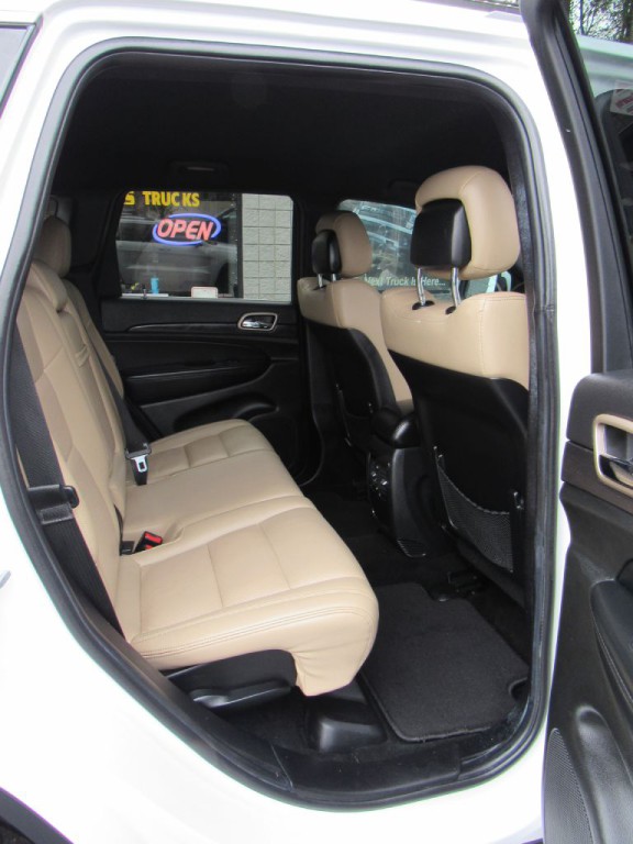2014 Jeep Grand Cherokee Image 16